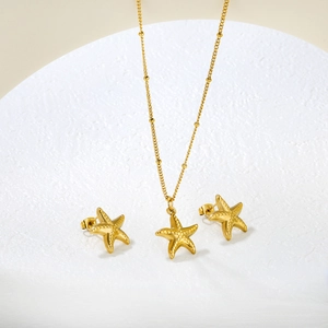 18k gold plated stainless steel starfish necklace and stud earrings jewelry set for women