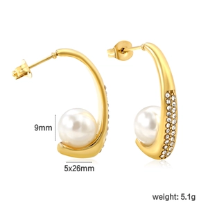 Golden C-shaped stainless steel earrings with white 9mm pearl and micro-inlaid zircons