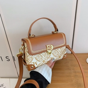 Sac à Main Femme Vintage en Cuir PU Petit Sac Bandoulière Carré Boucle Métallique Sac à Épaule Rétro Voyage Quotidien