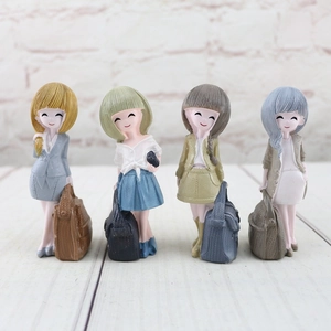 Resin Girl Figurine Statue Modern Fashion Cartoon Q Version Miniature Desktop Ornament Home Decoration Creative Gift