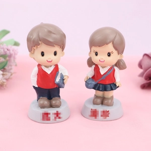 Resin Cartoon Student Figurines Cute High Achiever Doll Desk Ornaments For Graduation Birthday Cake Decoration Academic Style