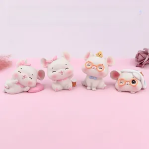 Lot de 4 figurines de souris mignonnes en résine avec nœuds pour gâteaux et voitures