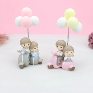 Figurine Couple Dessin Animé Résine Ornement Avec Clip Mémo Ballon Pour Gâteau Décor De Voiture Cadeau