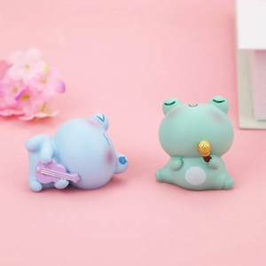 Miniatur Frosch und Bär Harzfiguren für Desktop-Deko und süßes Geschenkset
