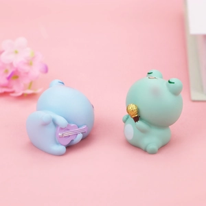 Miniatur Frosch-Bandfiguren aus Harz mit Gitarre und Mikrofon für die Schreibtischdeko