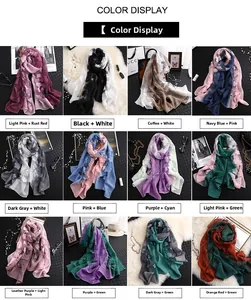 Vue détaillée de douze écharpes dégradées avec motifs floraux en jacquard chic