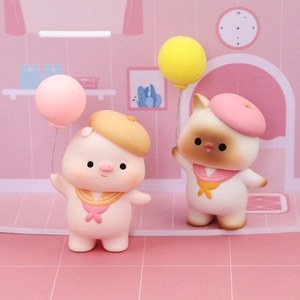 Cute animal resin figurines with balloons for cake decoration and party display