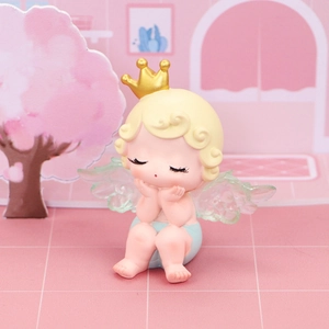 Décoration de gâteau ange mignon avec couronne dorée et ailes pour anniversaire