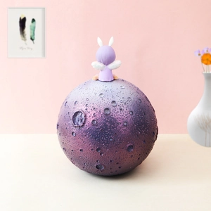 Creative purple planet astronaut figurine storage ornament for modern home entryway decor