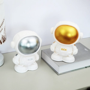 Astronaut Spaceman Piggy Bank Large Vinyl Plastic Money Box With Gold Silver Mask For Kids Home Decor Desktop Ornament Gift
