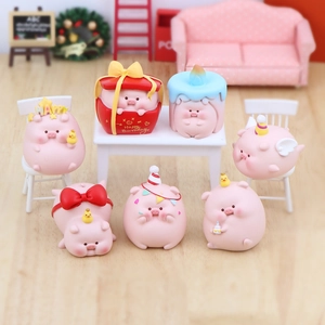 Figurines en Résine Boîte Aveugle Cochon Rose Dessin Animé Ornements de Bureau Cadeau d'Anniversaire Décoration Maison