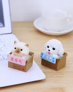 Cute resin cat and dog figurines on mini cardboard box base for desk decoration