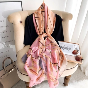 Fashion Chain Print Scarf Women Elegant Long Large Shawl Imitation Satin Satin Wrap Equestrian Horsebit Pattern Sunshade