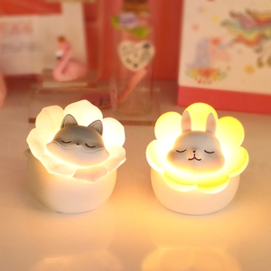 Veilleuses LED chat et lapin mignonnes avec base fleur pour déco de chambre chaleureuse