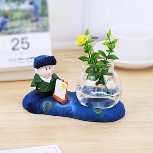 Artistic hydro glass vase with Van Gogh figurine and easel desk decoration