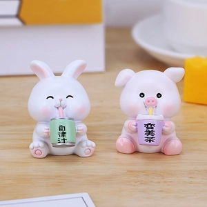Cute resin bunny and pig figurines for office desk and car dashboard decoration