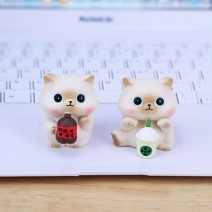 Cute resin lucky cat desktop figurines for home or car dashboard office decor