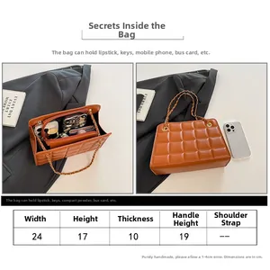 Detailed size guide for brown quilted crossbody bag with precise width and height specs