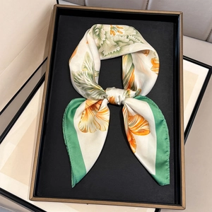 Elegant Floral Print Satin Square Scarf For Women Lightweight Tulip Pattern Fashion Neck Shawl Wrap For Sun Protection
