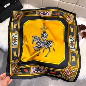 Carré de soie artistique à imprimé zèbre jaune et noir, foulard de style français