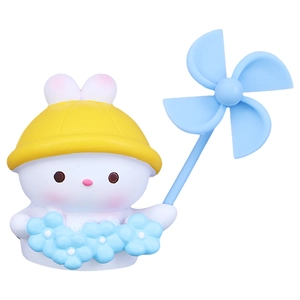 Mignon lapin blanc désodorisant de voiture avec chapeau jaune et moulin à vent