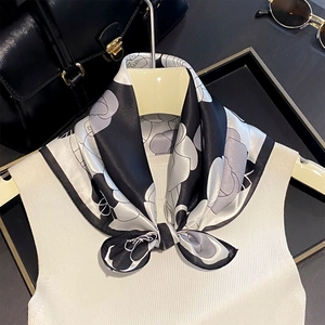 Satin Square Scarf Mulberry Satin Camellia Flower Print Elegant Hair Wrap Bag Ribbon Luxury Neck Head Accessory Women