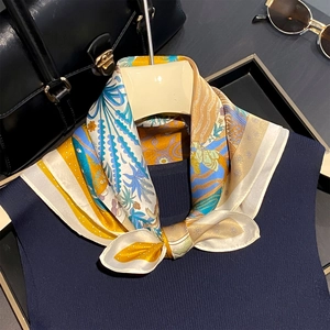 Foulard En Satin De Mûrier Élégant Imprimé Petit Carré De Cou Style Rétro Français Décoration De Sac Pour Femmes