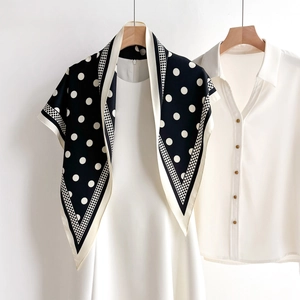 Elegant Polka Dot Triangular Scarf For Women Satin Polyester Neckerchief Fashionable Shawl French Style Hair Wrap Scarf