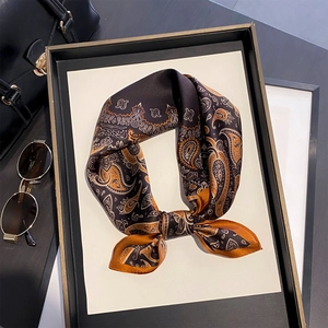 Elegant Retro Paisley Mulberry Silk Square Scarf For Women Silk Neckerchief Versatile Floral Print Silk Head Scarf