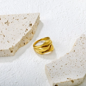 Minimalist 18K gold plated stainless steel irregular wavy ring with modern hollow design