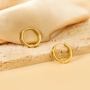 Créoles Géométriques Irrégulières Acier Inoxydable Plaqué Or 18K Texture Bambou Vague Bijoux Minimalistes Pour Femmes
