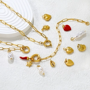 18K gold stainless steel charm necklace with heart, starfish and pearl pendants