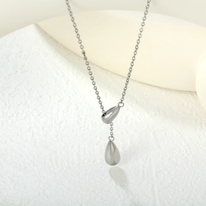 Polished stainless steel double teardrop pendant necklace with delicate O-chain