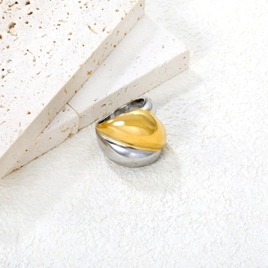 Modern two-tone irregular geometric ring in 18k gold and silver stainless steel