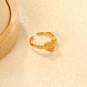 French vintage 18K gold hammer texture heart open ring with a minimalist metal finish
