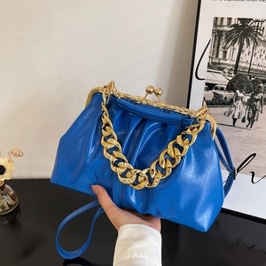 Ruched PU Leather Crossbody Bag With Chunky Gold Chain Vintage Pleated Handbag Retro Kiss Lock Shoulder Bag For Women