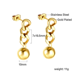 Detail of gold-plated stainless steel earrings with ball charm and chain link measurements