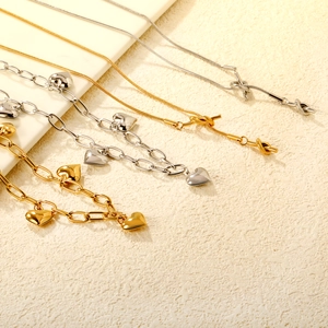Heart Pendant Knot Necklace Stainless Steel Minimalist Elegant Clavicle Chain Jewelry Accessory