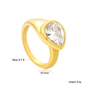 Detail view of water drop diamond ring in 18k gold steel with 10.7mm width and 6.2g weight