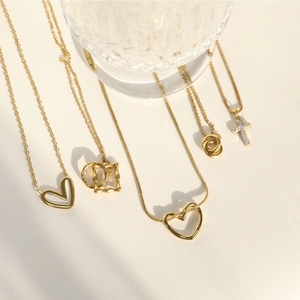 Collier Pendentif Cœur Croix Acier Inoxydable Plaqué Or Argent Zircon Coquille Bijoux Géométriques Pour Femmes