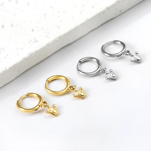 Orecchini A Cerchio In Acciaio Inossidabile Con Ciondolo Corona Placcato Oro 18K Stile INS Gioielli Per Donna