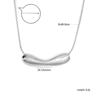 Collier géométrique irrégulier en acier inoxydable avec pendentif organique et chaîne serpent