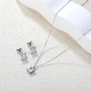 Elegante set di gioielli in acciaio inox con ciondolo quadrato in zircone e orecchini