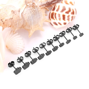 Set di dieci orecchini a forma di fiore in acciaio inossidabile nero opaco con conchiglie