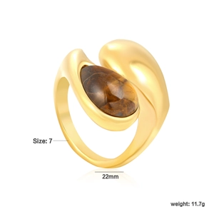 Macro detail of 18K gold plated teardrop tiger eye ring with size and weight specs