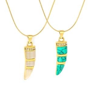 Vintage 18k vergoldete Hornhalsketten mit Türkis und weißem Opal Stein Anhängern