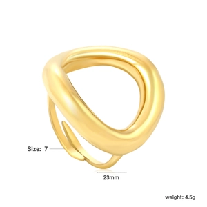 Detail view of size 7 irregular curved golden ring with 23mm width and 4.5g weight