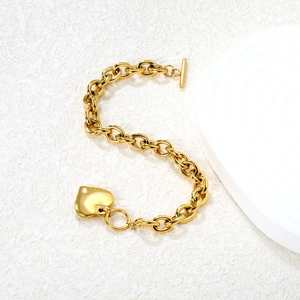 Goldenes Gliederkettenarmband aus Edelstahl mit Herzanhänger und T-Verschluss