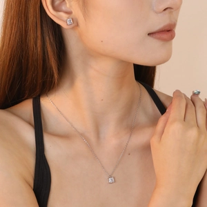 Gioielli In Acciaio Inossidabile Moda Elegante Collana Con Pendente In Zirconia Cubica Quadrata E Orecchini Per Donna