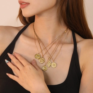 Collier À Pendentif En Acier Inoxydable Plaqué Or Solaire Céleste Étoile Lune Rhombe Pièce Bijoux Bohème Pour Femmes
